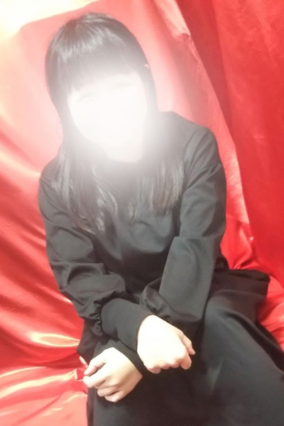 美保  